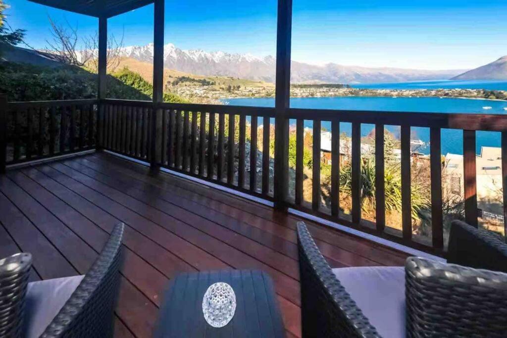 Lovely Apartment- Amazing Lake & Mountain Views Queenstown Eksteriør billede
