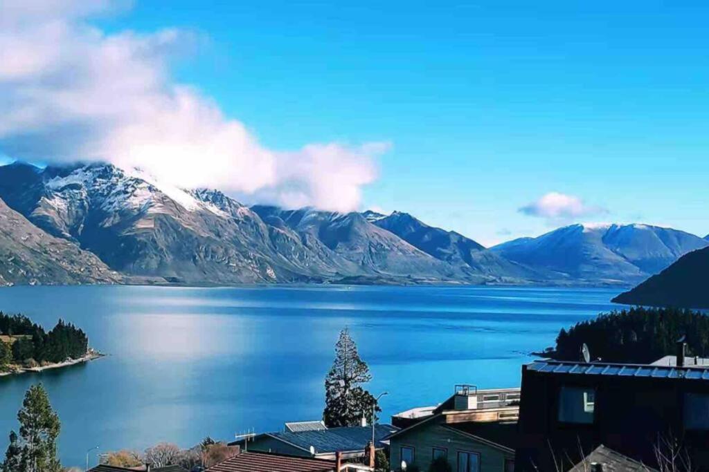 Lovely Apartment- Amazing Lake & Mountain Views Queenstown Eksteriør billede